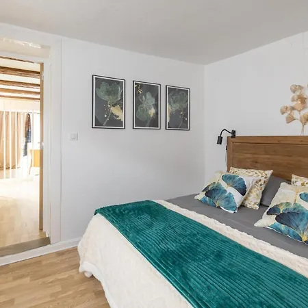 Apartment Pomme De Reinette